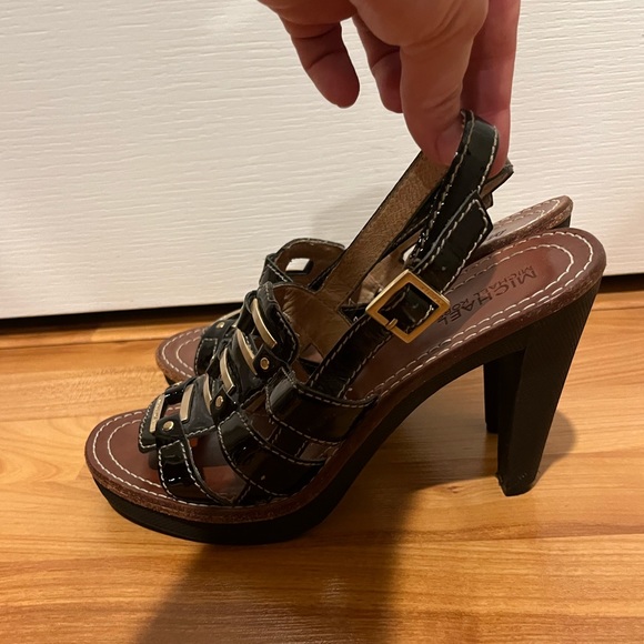 Michael Kors Black & Gold Heels - GUC! - Picture 3 of 4